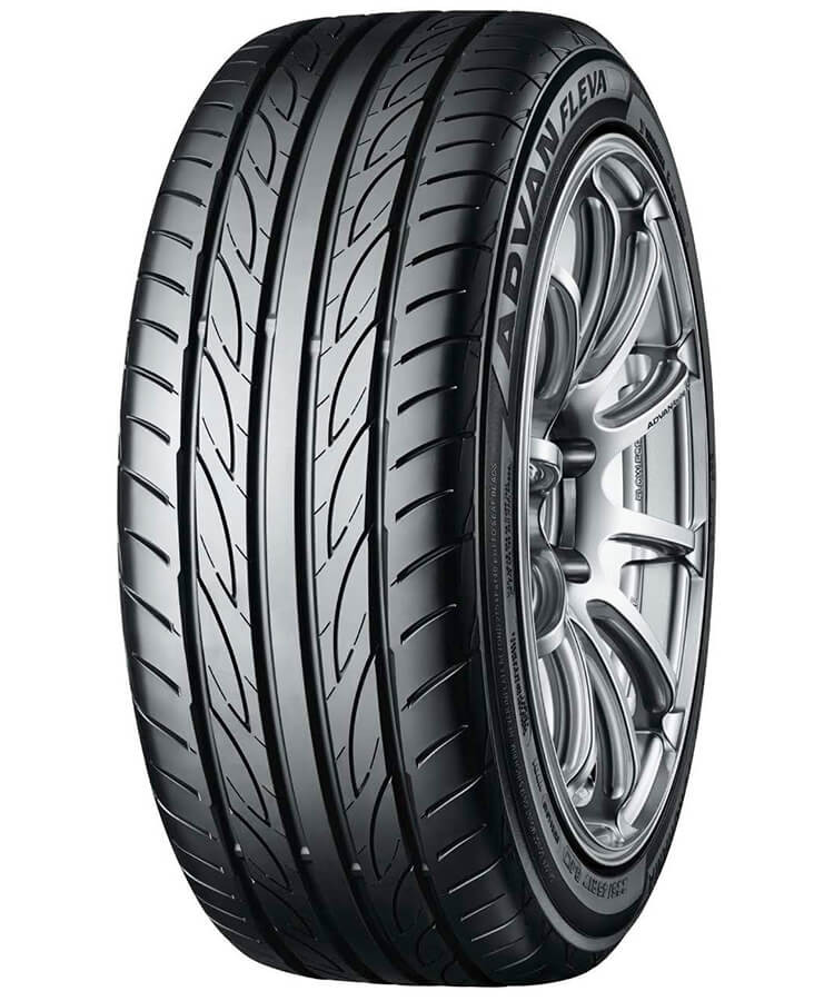 Yokohama Advan Fleva V701 225/45 R17 94W
